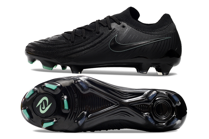 CHUTEIRA NIKE PHANTOM GX II ELITE CAMPO - PRETA