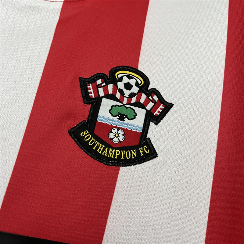 Camisa Southampton Titular 24/25 - Versão Torcedor - Lançamento