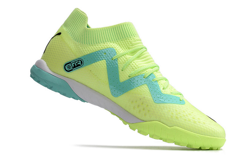 CHUTEIRA PUMA FUTURE ULTIMATE SOCIETY "PURSUIT" - VERDE E AZUL