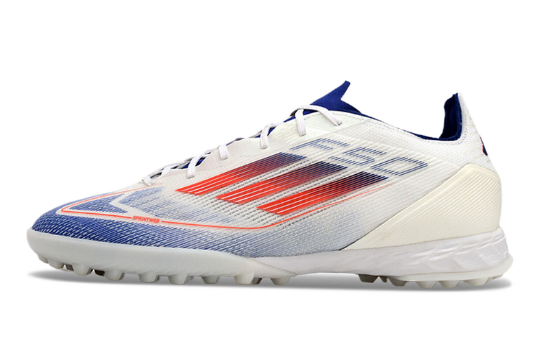CHUTEIRA ADIDAS F50 SOCIETY "ADVANCEMENT" - BRANCA E AZUL