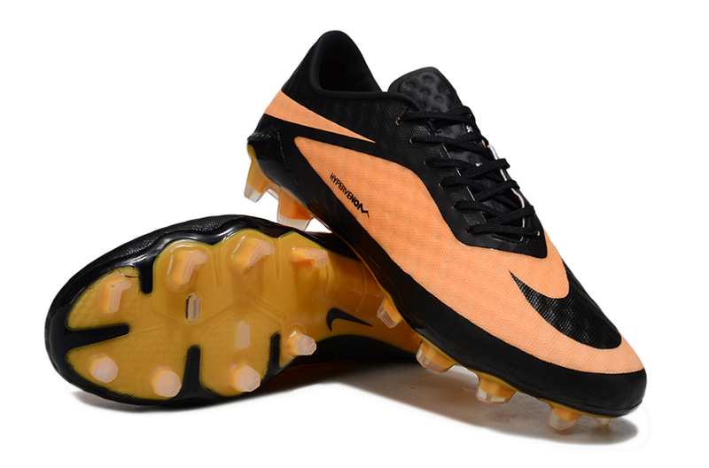 CHUTEIRA NIKE HYPERVENOM SE ELITE CAMPO - LARANJA E PRETA