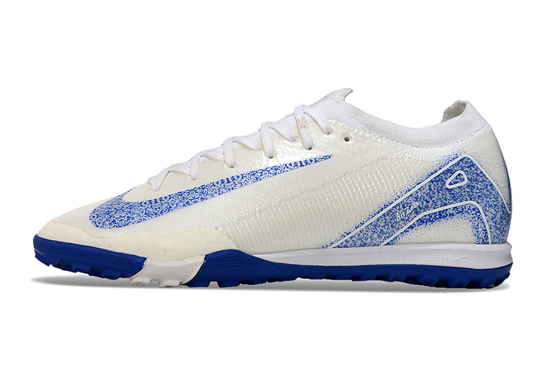 CHUTEIRA NIKE MERCURIAL AIR ZOOM VAPOR 16 ELITE SOCIETY "BLUEPRINT" - BRANCA E AZUL