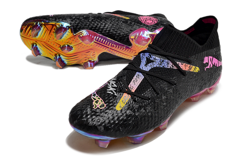 CHUTEIRA PUMA FUTURE 7 ULTIMATE CAMPO - PRETA E ROXA