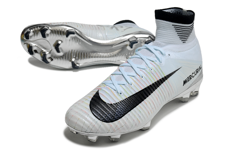 CHUTEIRA NIKE MERCURIAL SUPERFLY 5 ELITE CAMPO - BRANCA