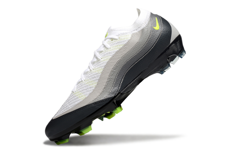 CHUTEIRA NIKE AIR ZOOM MERCURIAL VAPOR 16 ELITE CAMPO "AIR MAX 95" - CINZA E PRETA