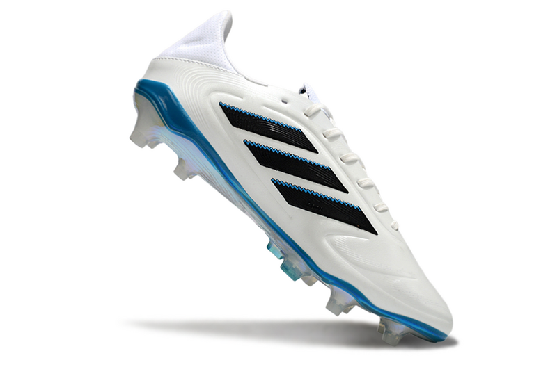 CHUTEIRA ADIDAS COPA PURE III CAMPO - BRANCA E AZUL