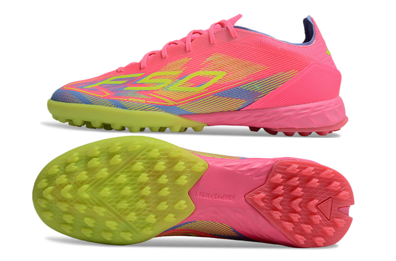 CHUTEIRA ADIDAS F50 SOCIETY - ROSA E AMARELA