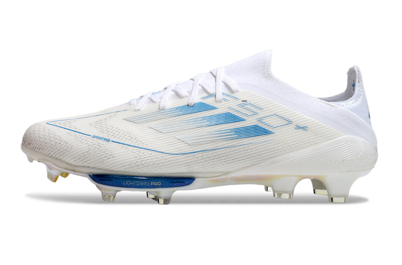 CHUTEIRA ADIDAS F50.1 LIGHTSTRIKE PRO ELITE CAMPO - BRANCA E AZUL