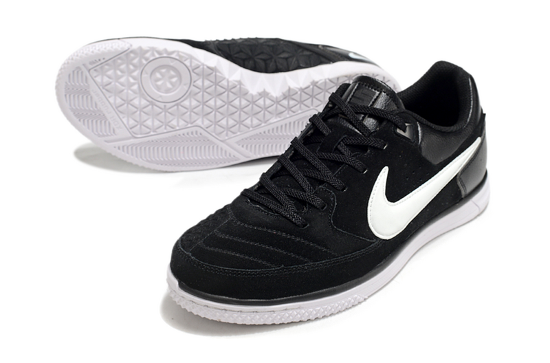 CHUTEIRA NIKE GATO FUTSAL - PRETA