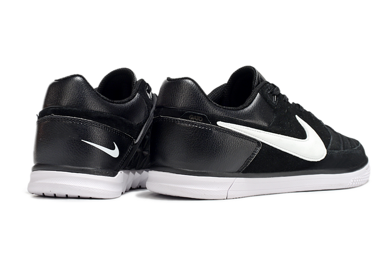 CHUTEIRA NIKE GATO FUTSAL - PRETA