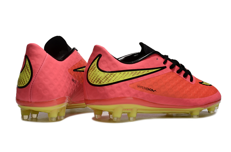 CHUTEIRA NIKE HYPERVENOM ELITE CAMPO - VERMELHA