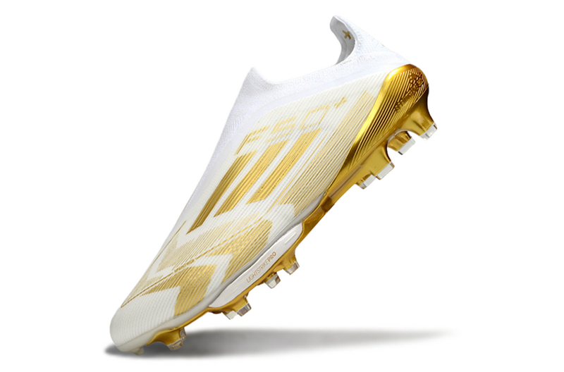 CHUTEIRA ADIDAS F50 LACELESS LIGHTSTRIKE PRO ELITE CAMPO - BRANCA E DOURADA