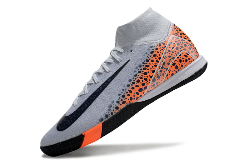 CHUTEIRA NIKE AIR ZOOM MERCURIAL SUPERFLY 10 ELITE FUTSAL "ELECTRIC" -  BRANCA E LARANJA