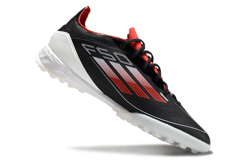 CHUTEIRA ADIDAS F50 SOCIETY - PRETA E VERMELHA