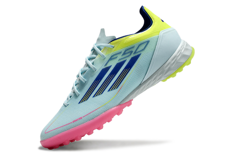 CHUTEIRA ADIDAS F50 SOCIETY "OLYMPIC BOOT" - AZUL, VERDE E ROSA