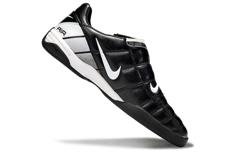 CHUTEIRA NIKE AIR ZOOM TOTAL 90 III FUTSAL - PRETA E BRANCA