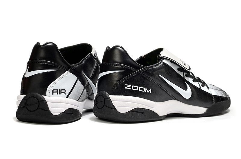 CHUTEIRA NIKE AIR ZOOM TOTAL 90 III FUTSAL - PRETA E BRANCA