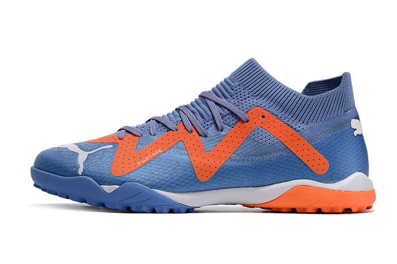 CHUTEIRA PUMA FUTURE ULTIMATE SOCIETY "SUPERCHARGE" - ROXA E LARANJA