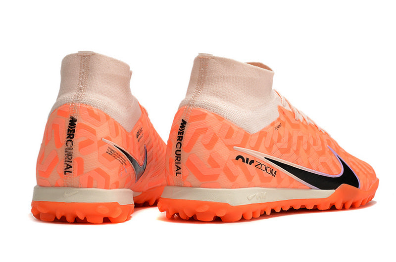 CHUTEIRA NIKE MERCURIAL AIR ZOOM SUPERFLY 9 ELITE SOCIETY "UNITED" - LARANJA